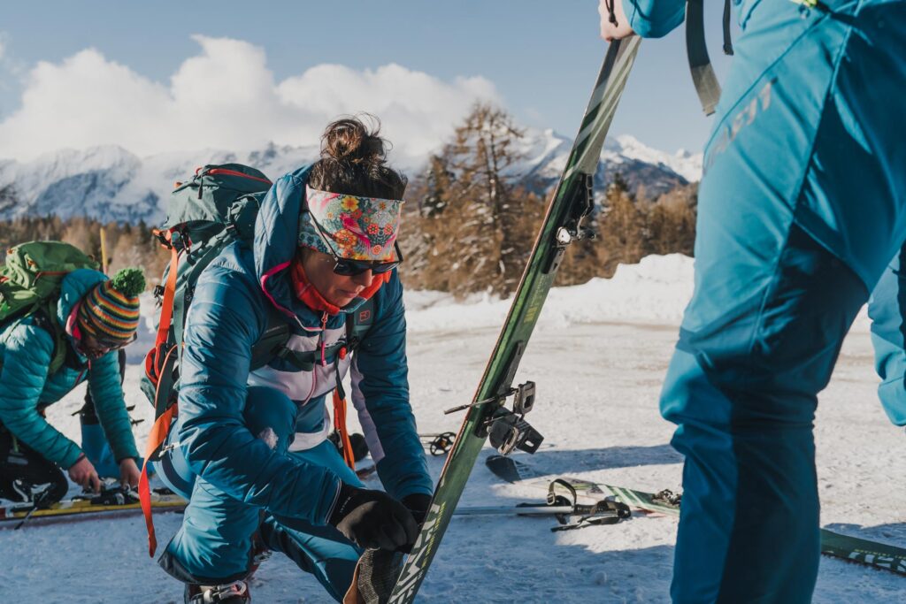 Vorbereitungen für skitour im maltatal